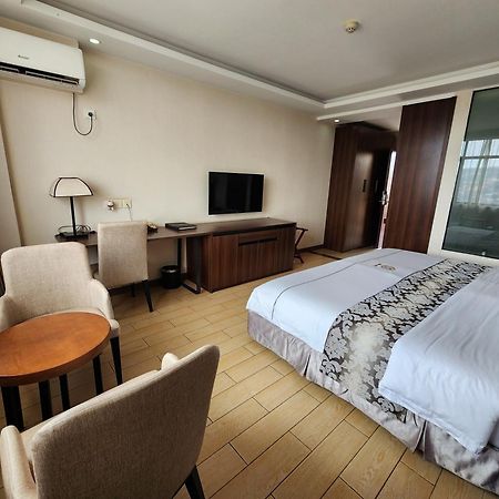 Dmall Hotel Kigali Extérieur photo