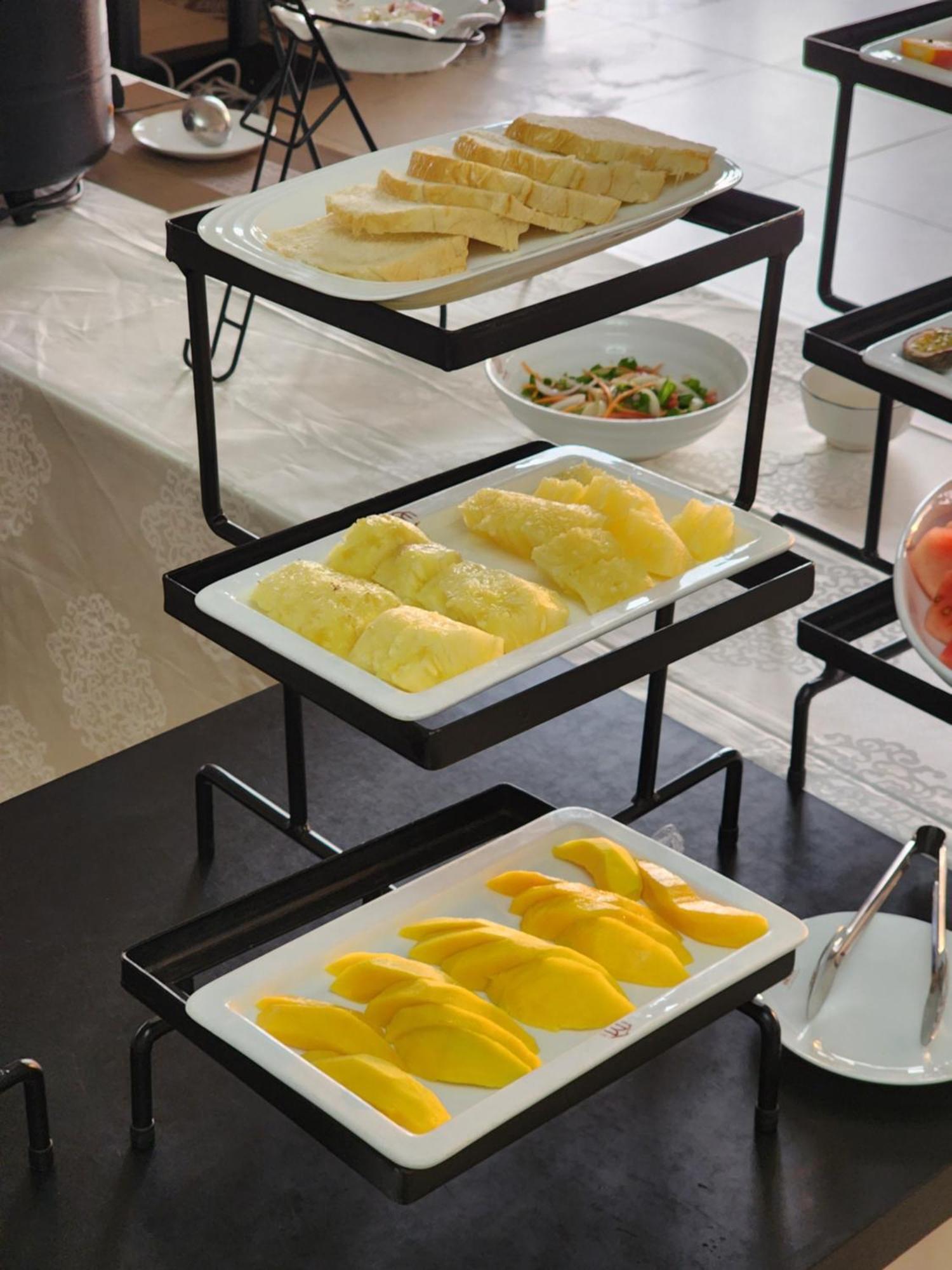Dmall Hotel Kigali Extérieur photo