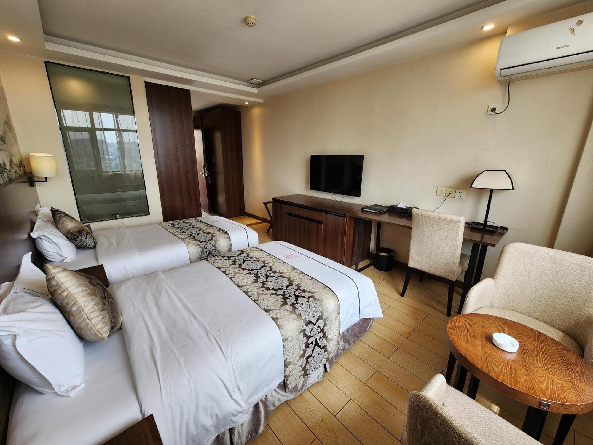 Dmall Hotel Kigali Extérieur photo