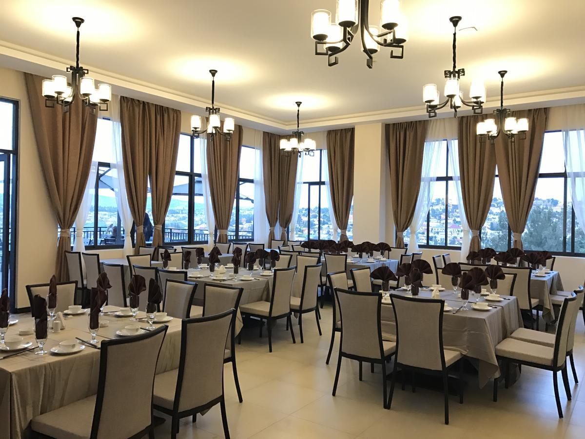 Dmall Hotel Kigali Extérieur photo