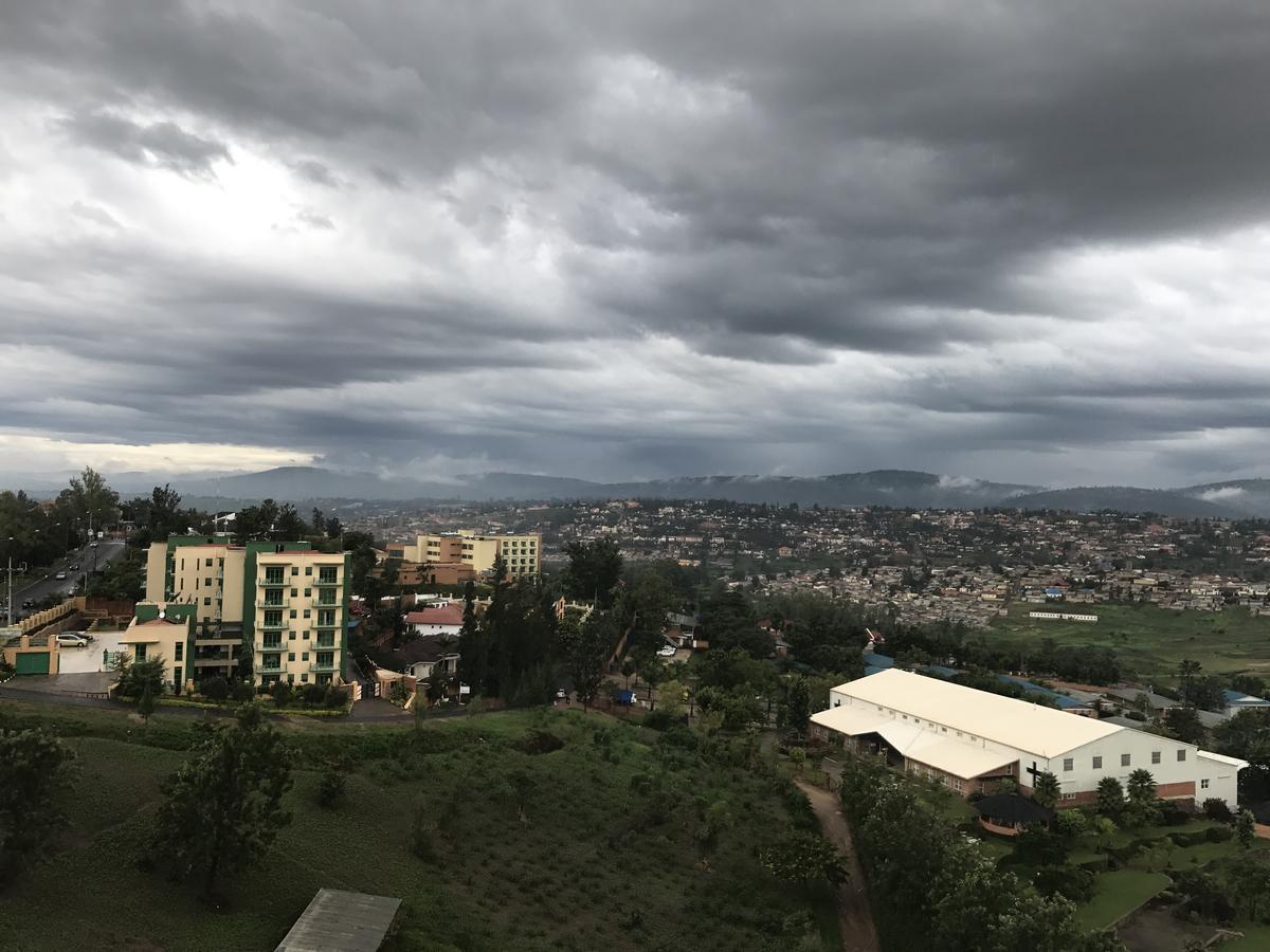 Dmall Hotel Kigali Extérieur photo
