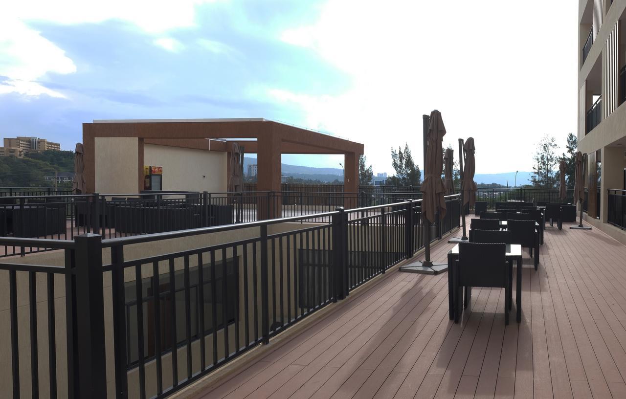 Dmall Hotel Kigali Extérieur photo